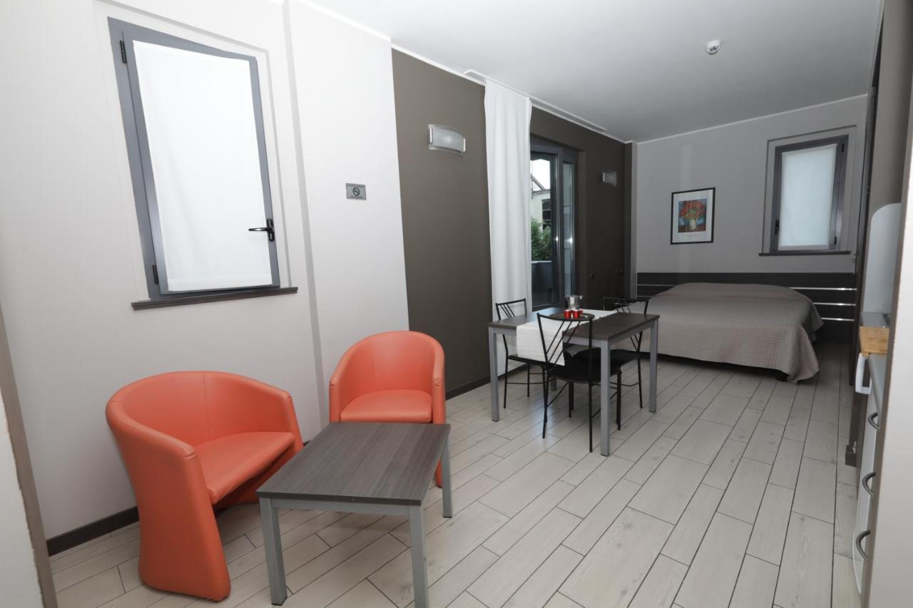 Hotel Residence Aurora Paderno Dugnano Εξωτερικό φωτογραφία