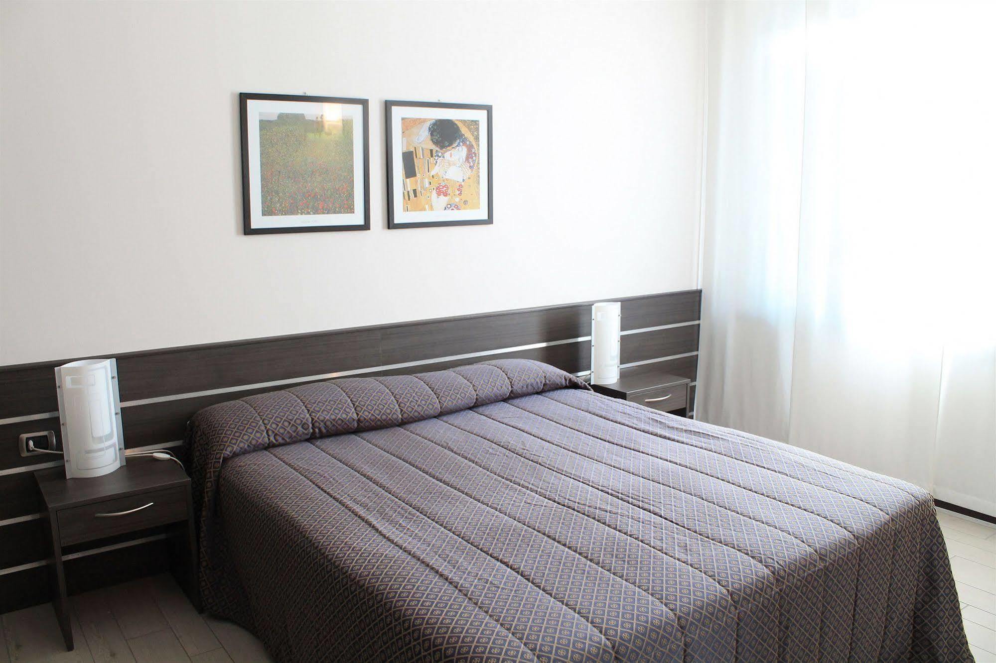 Hotel Residence Aurora Paderno Dugnano Εξωτερικό φωτογραφία