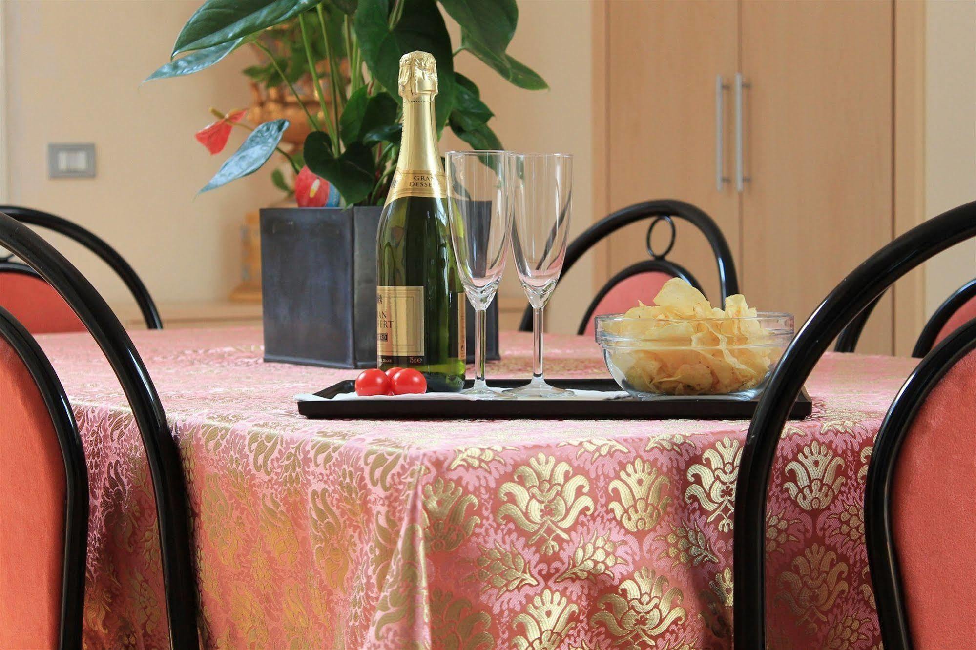 Hotel Residence Aurora Paderno Dugnano Εξωτερικό φωτογραφία