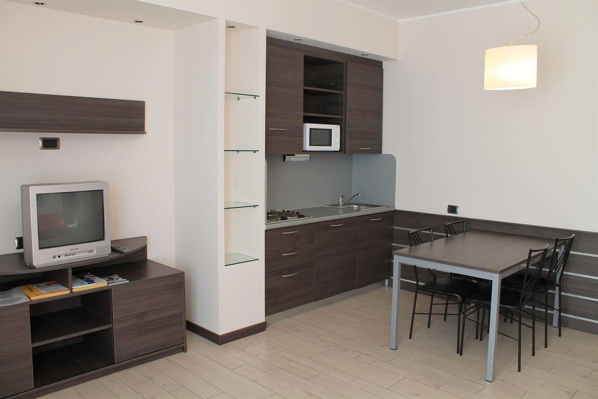 Hotel Residence Aurora Paderno Dugnano Εξωτερικό φωτογραφία