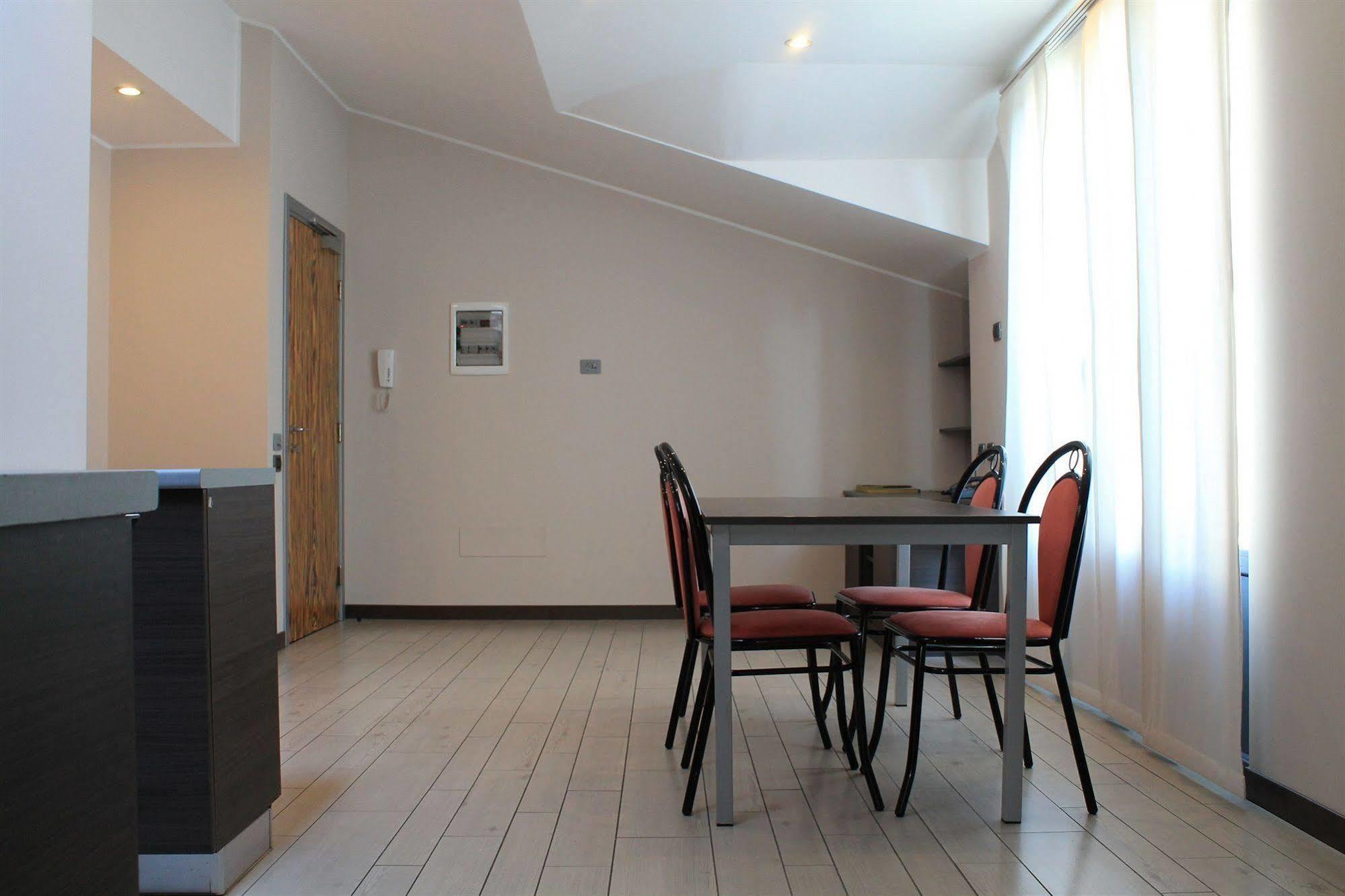Hotel Residence Aurora Paderno Dugnano Εξωτερικό φωτογραφία